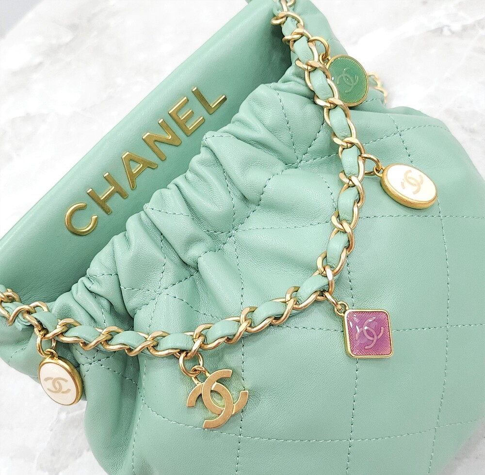 [럭스유] (새상품) 샤넬 스몰 민트 램스킨 버킷백 AS3793