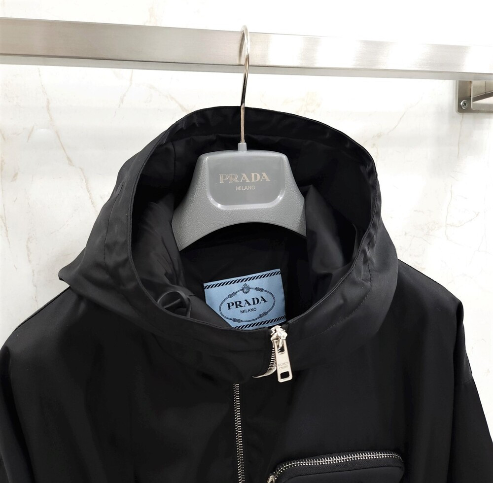[럭스유] 40 / 프라다 파우치 리나일론 후드 블루종 자켓 291964