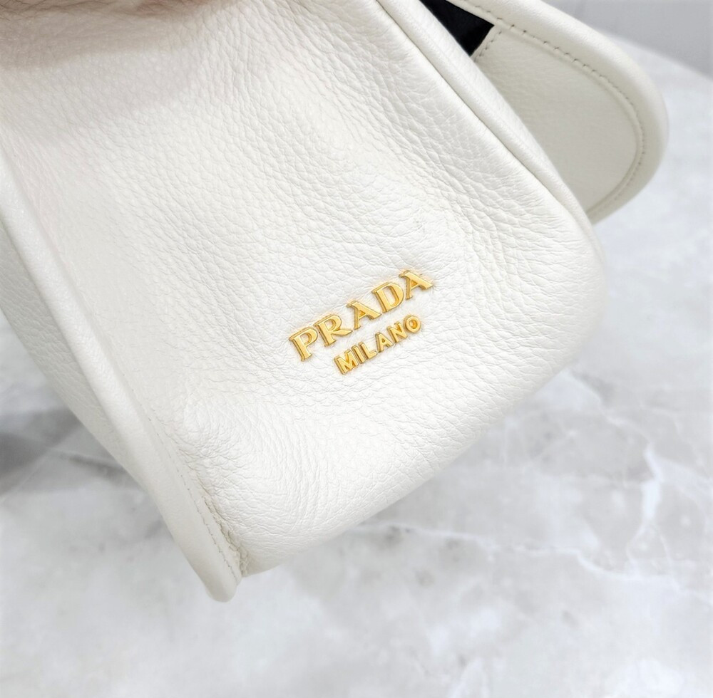 [럭스유] 프라다 비텔로 다이노 숄더백 1BD109