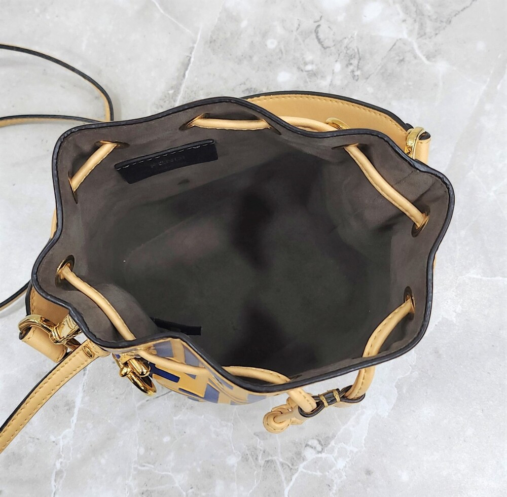 [럭스유] 펜디 FF 몬트레조 레더 버킷백