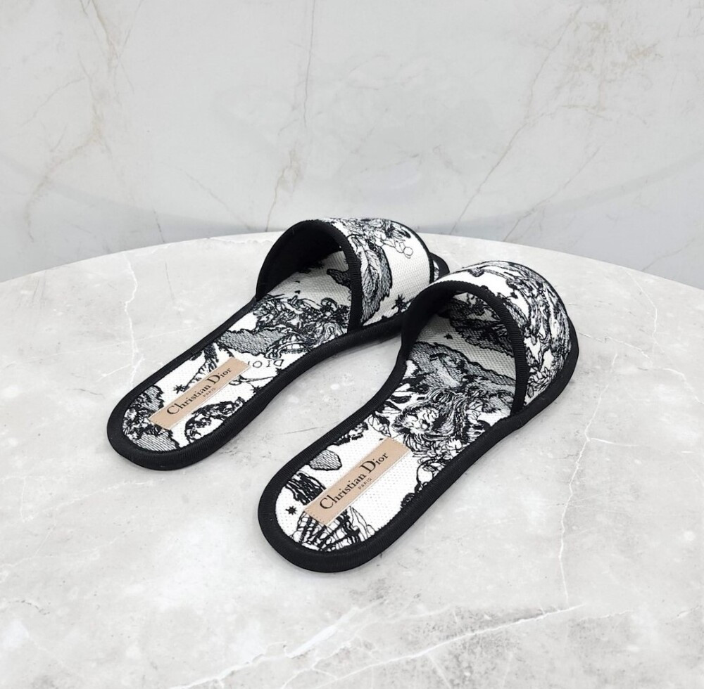 [럭스유] (새상품) 38 / 디올 슬라이드 뮬 슬리퍼