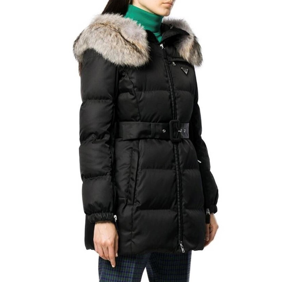 [럭스유] 38 / 프라다 코요테퍼 다운 패딩 점퍼 291534