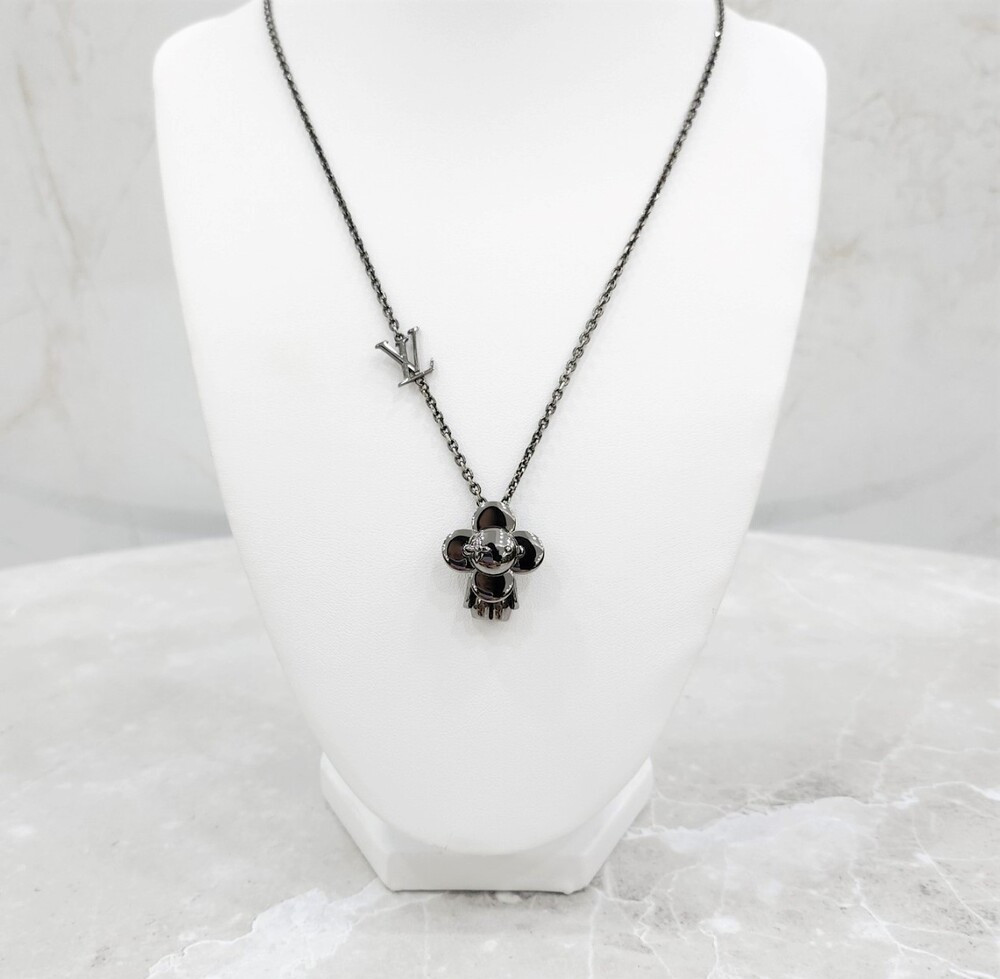 [럭스유] (새상품) 루이비통 비비엔 펜던트 목걸이 M00831