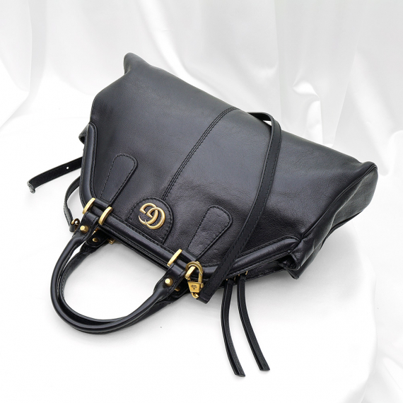 Gucci(구찌) 516459 블랙 레더 르벨 미디움 탑 핸들 2WAY