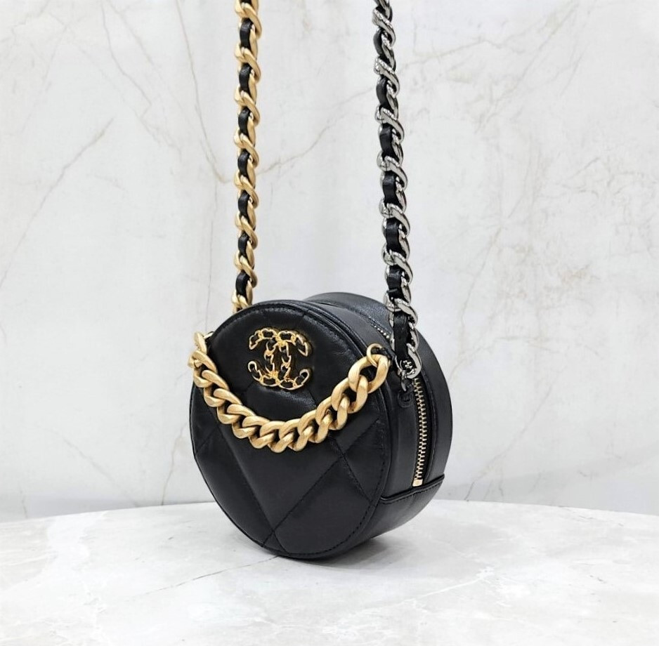 [럭스유] 샤넬 19 동그리 체인 미니 크로스백 30번대 AP0945