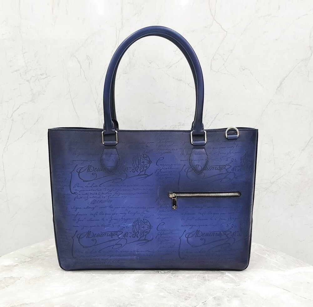 [럭스유] 벨루티 유토피아 블루 스크리토 레더 토트백