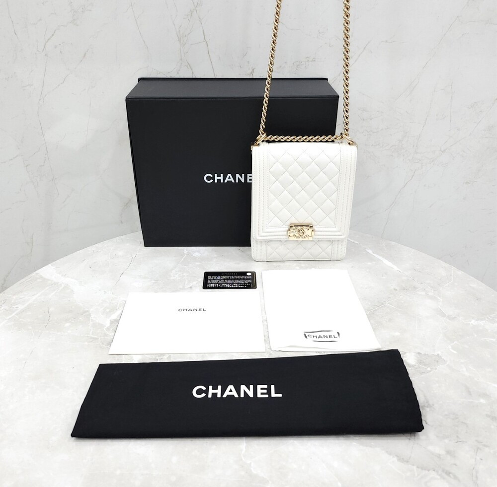 [럭스유] 샤넬 화이트 보이 샤넬 플랩백 금장 27번대 AS0130
