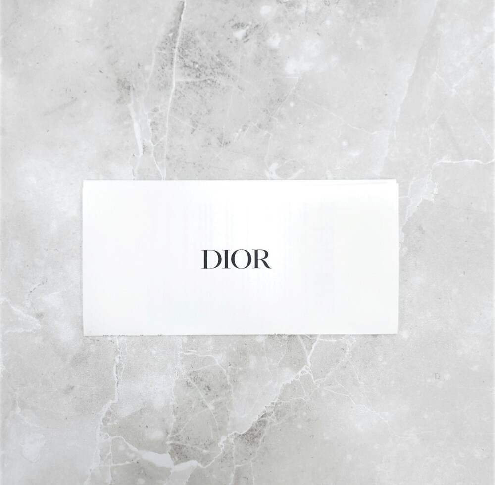 [럭스유] 40 / 디올 마르니에르 숏 슬리브 스웨터 에크루 354S19AM154