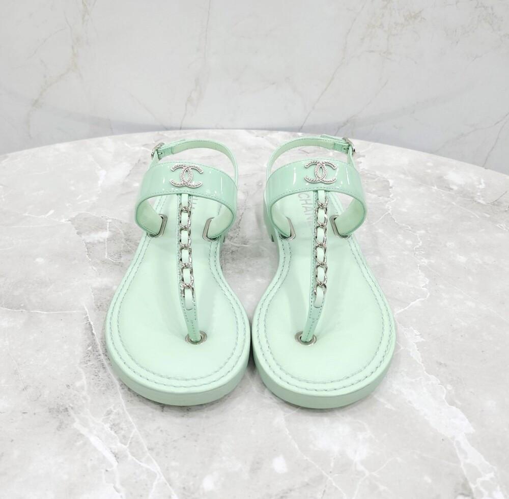 [럭스유] (새상품) 35 / 샤넬 CC로고 체인 T 스트랩 플립플랍 샌들 G38221