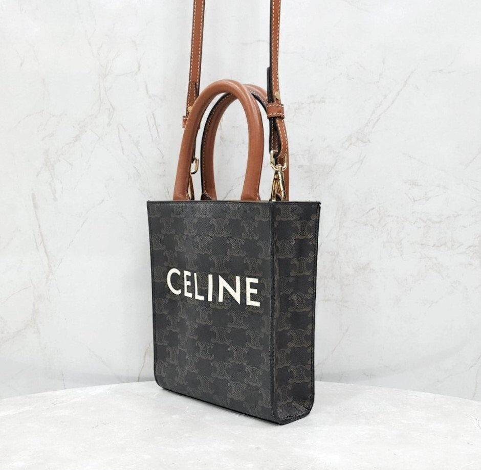 [럭스유] 셀린느 버티컬 카바스 백 미니 194372BZK