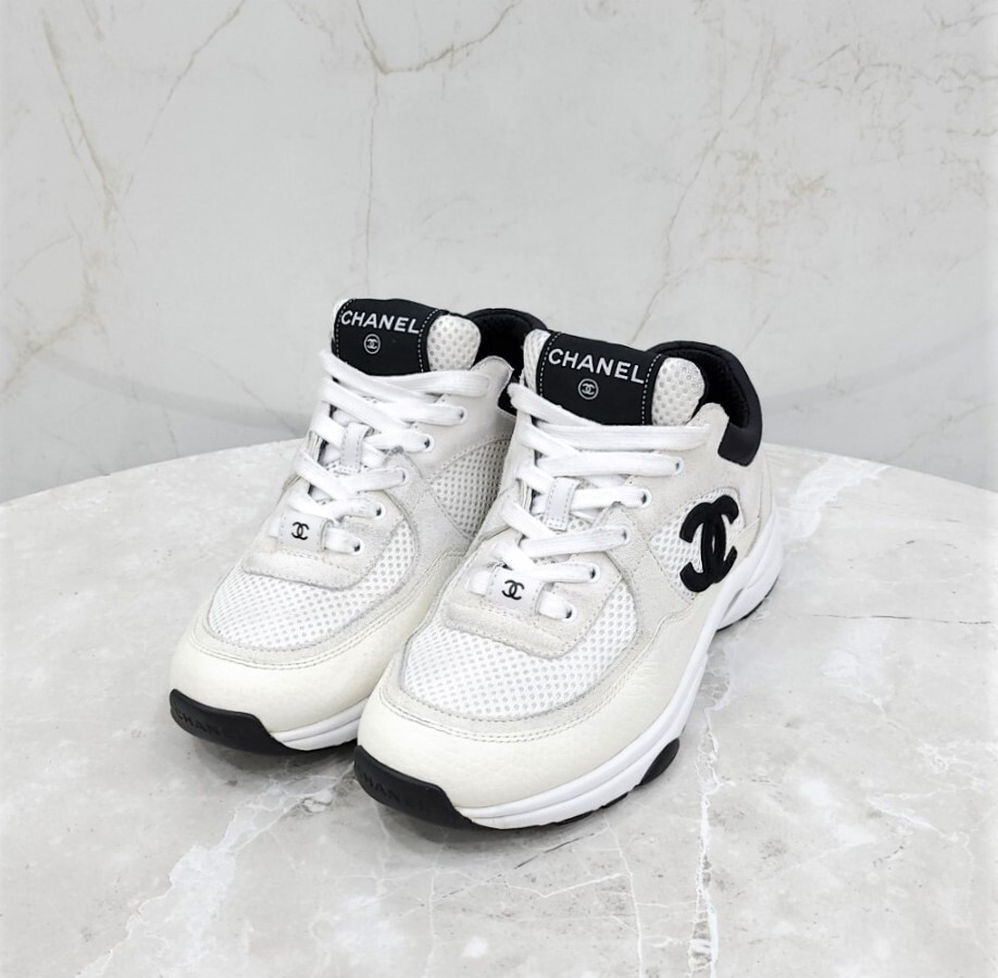 [럭스유] 36 / 샤넬 CC로고 화이트 크루즈 스니커즈 G38299