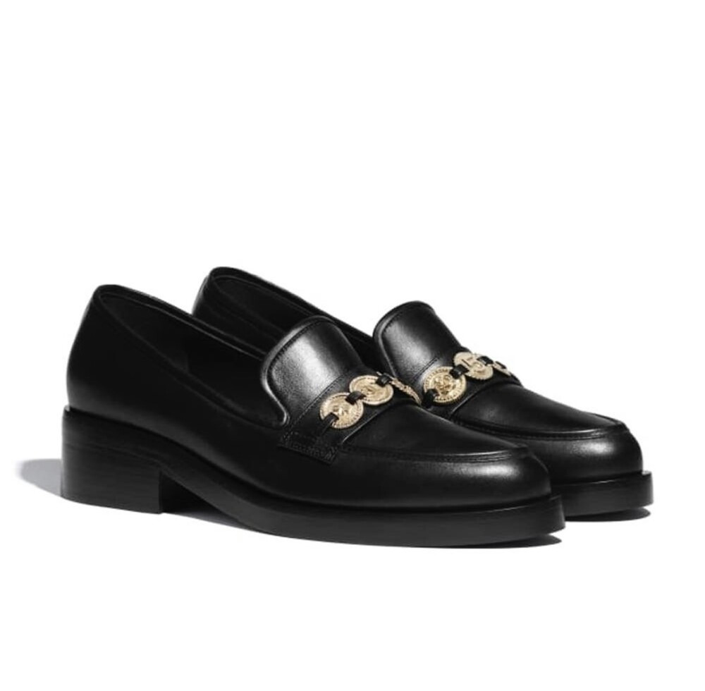 [럭스유] 35.5 / 샤넬 메달리온 코인 레더 로퍼