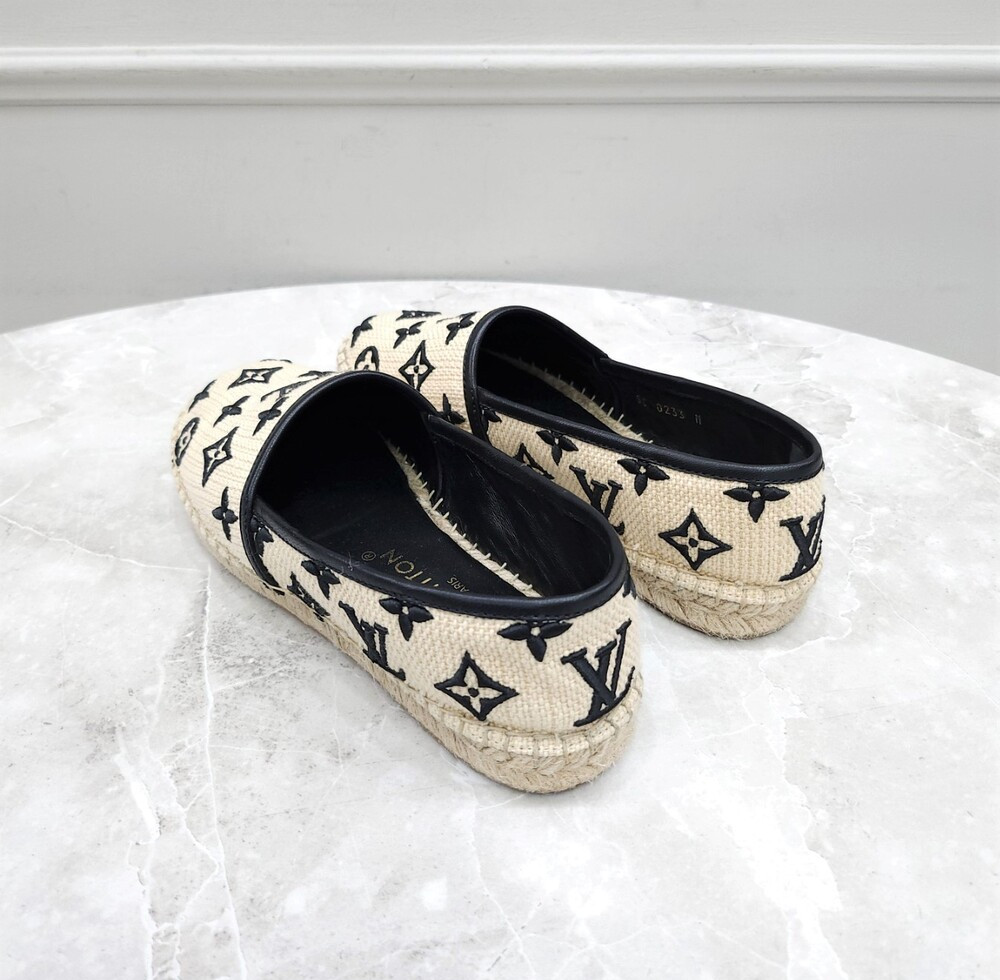 [럭스유] 37 / 루이비통 스타보드 플랫 에스파듀