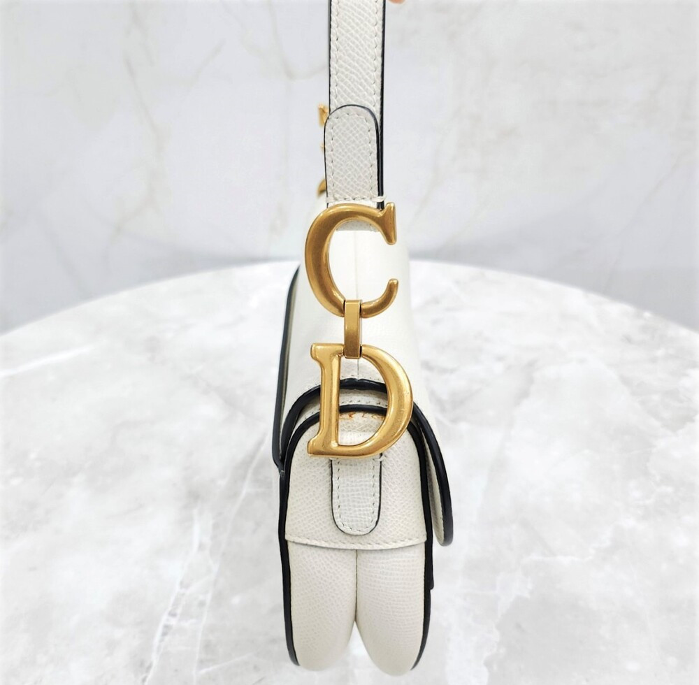 [럭스유] 디올 카프스킨 새들백 미니 M0447CBAA