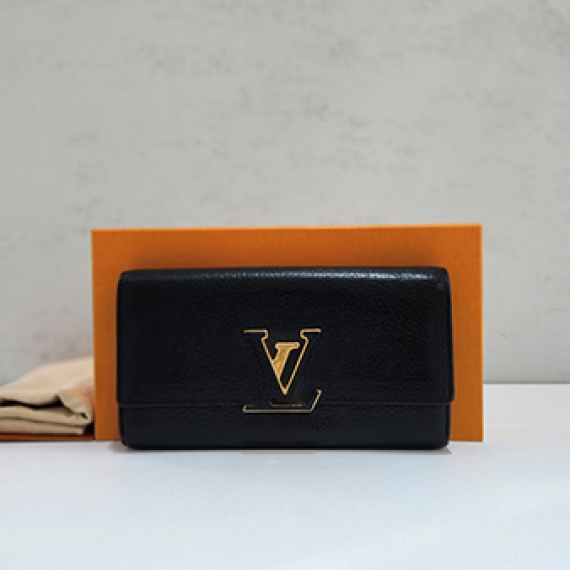 루이비통 카퓌신 월릿 장지갑 토뤼옹 M61248