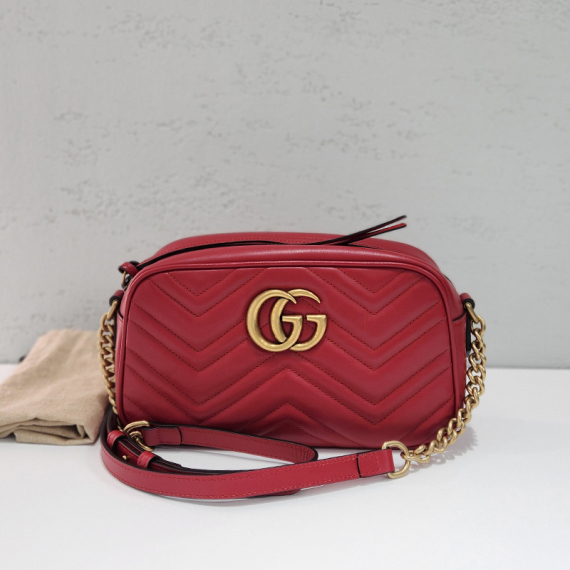 구찌 GG 마몬트 마틀라세 크로스백 447632