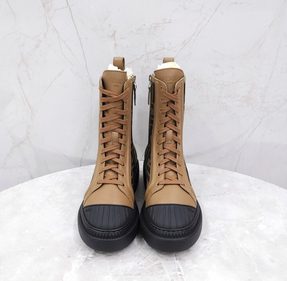 [럭스유] (새상품) 37 / 펜디 FF 자카드 도미노 플랫 부츠 8T8353