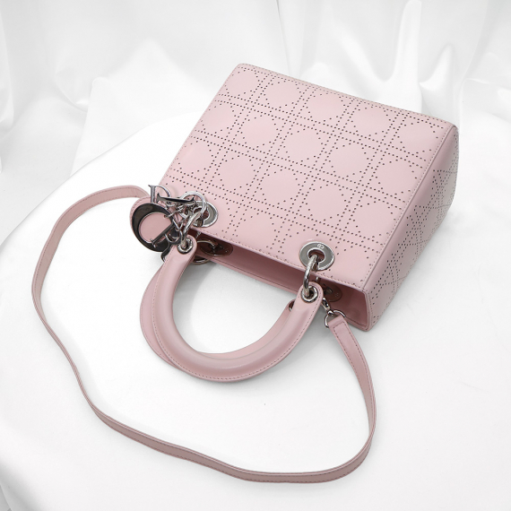 Dior(크리스챤디올) 캐니지 스티칭 블러시 핑크천공 퀼팅 레이디 디올 미디움 2WAY