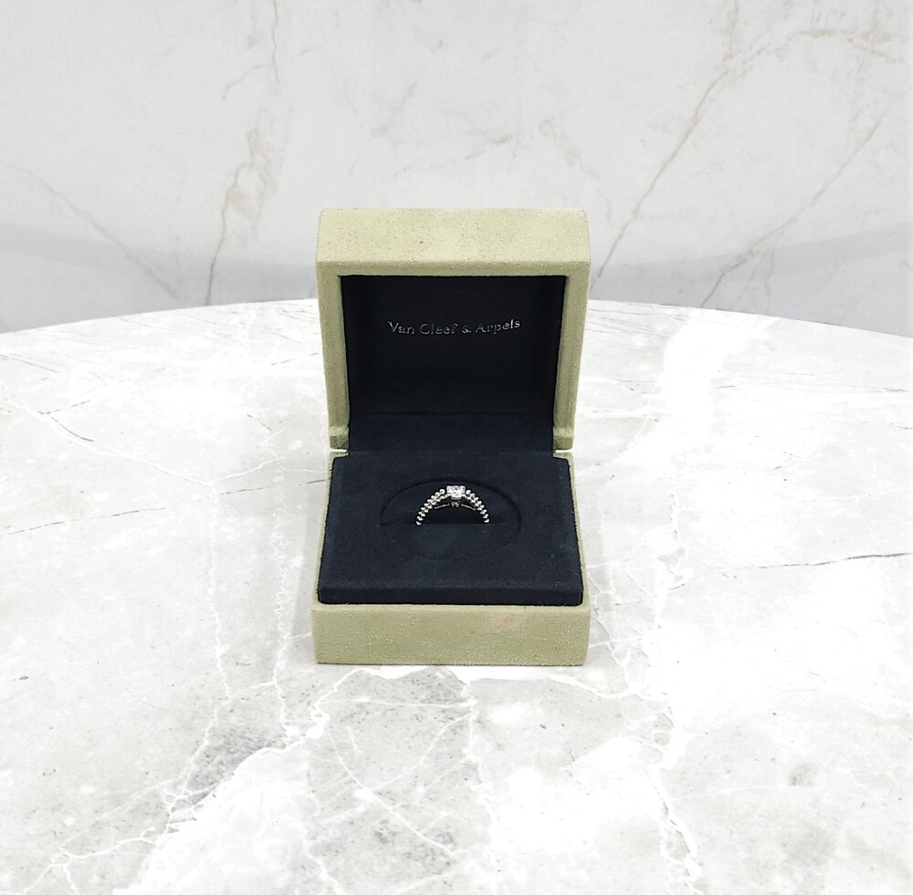 [럭스유] 반클리프 에스텔 솔리테어 다이아 플래티넘 반지 국내9호