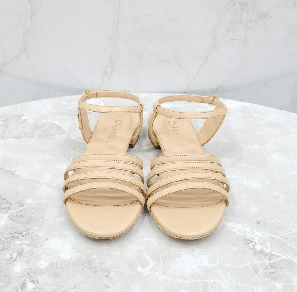 [럭스유] (새상품) 36.5 / 샤넬 CC로고 레더 샌들