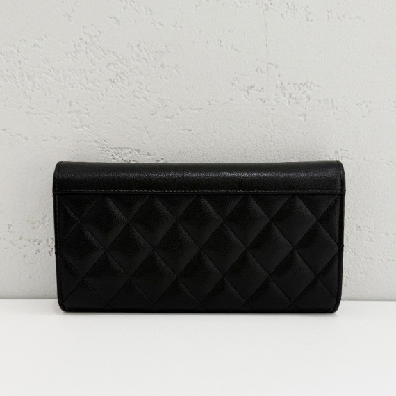 샤넬 CC로고 은장 그레인 플랩 장지갑 31번대 새상품 A84426