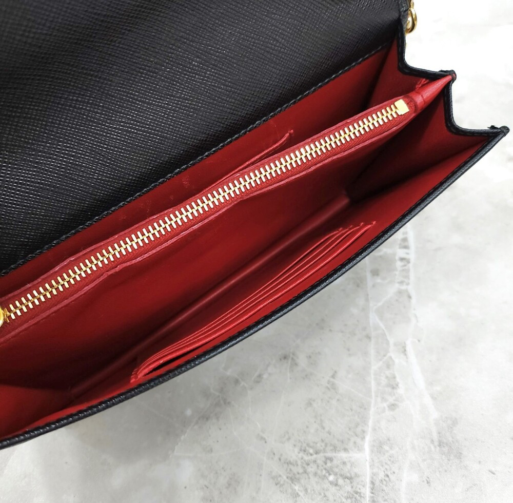 [럭스유] 프라다 사피아노 미니 체인 숄더백 1BP012