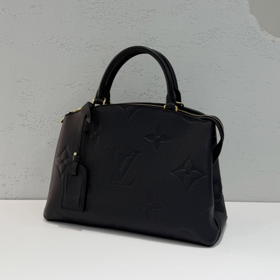 루이비통 앙프렝뜨 쁘띠뜨 팔레 PM 숄더백 내장칩 M58916