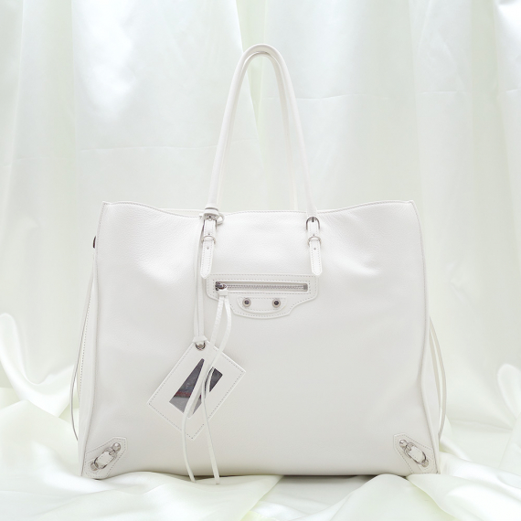 Balenciaga(발렌시아가) 236701 화이트 카프스킨 파피에르 A4 짚 어라운드 토트백