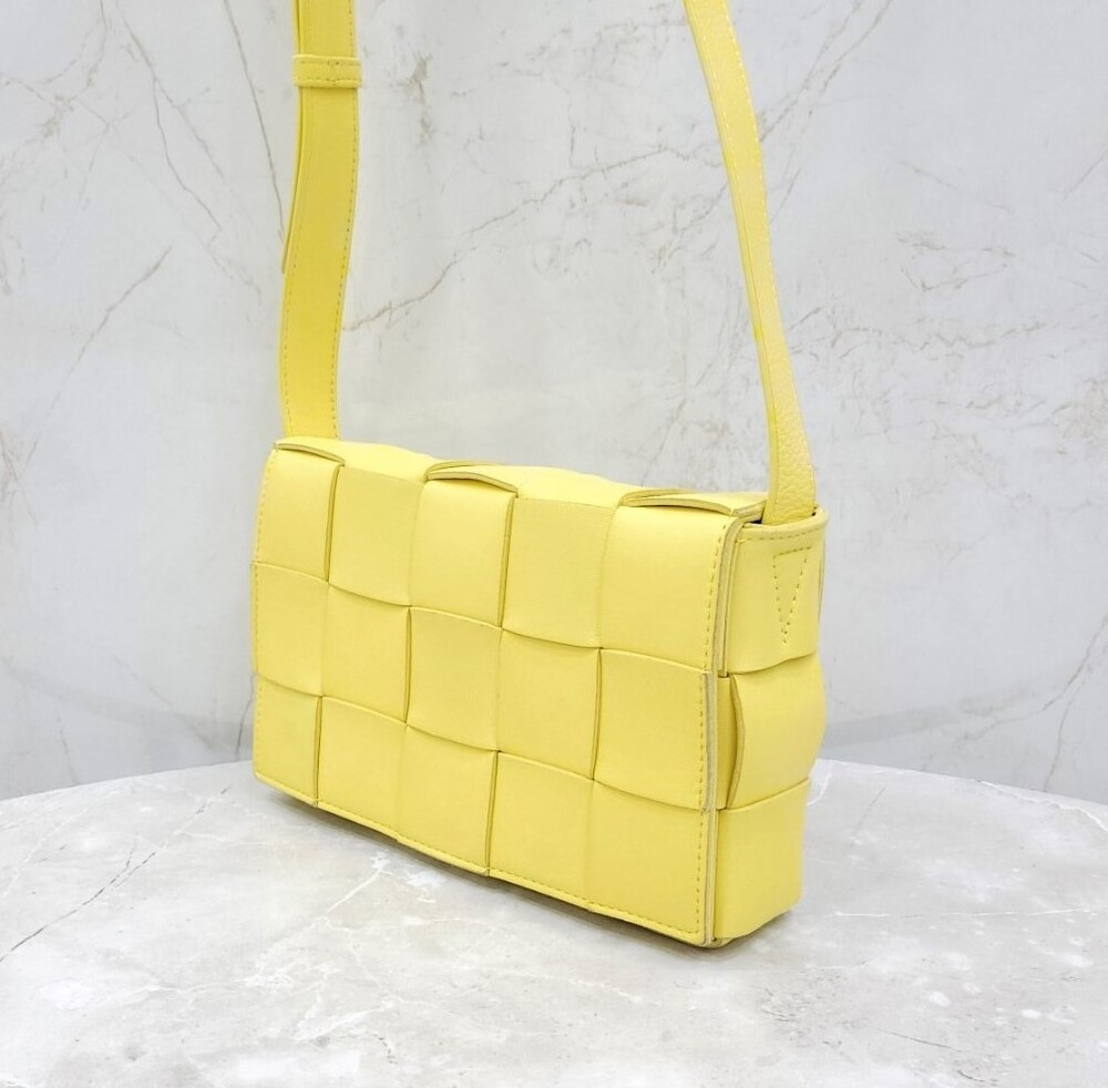 [럭스유] 보테가베네타 인트레치아토 스몰 카세트 백 578004