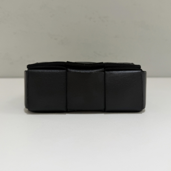 보테가베네타 인트레치아토 미니 카세트 크로스백 666688