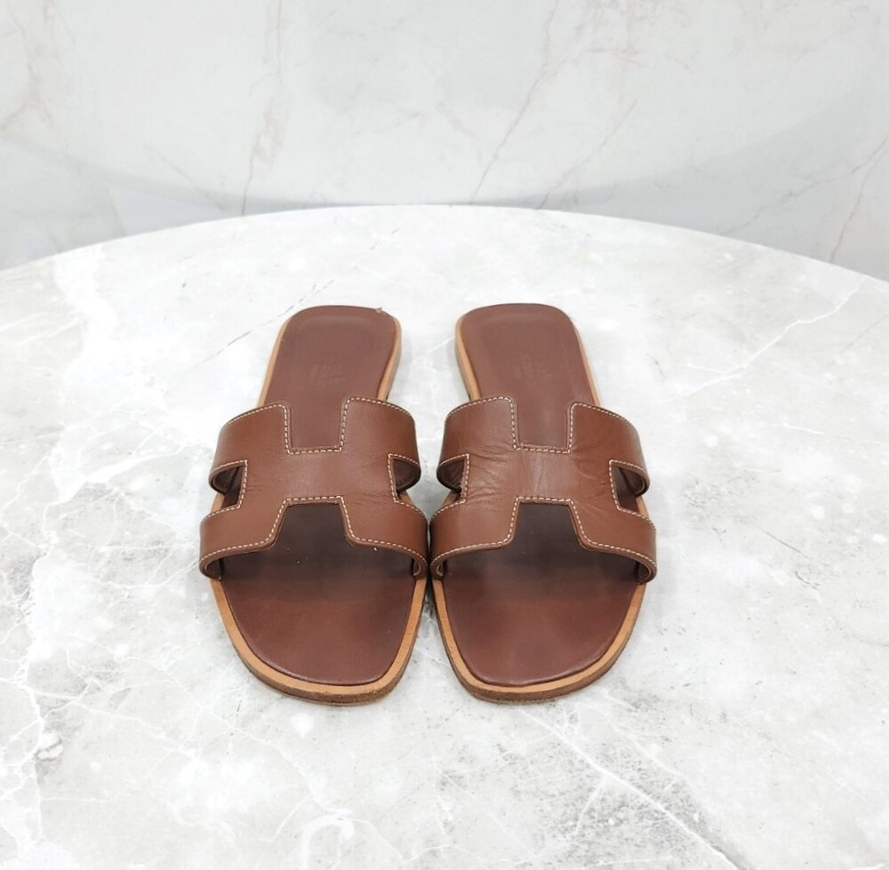 [럭스유] 37 / 에르메스 골드 오란 샌들 슬리퍼 H021056Z