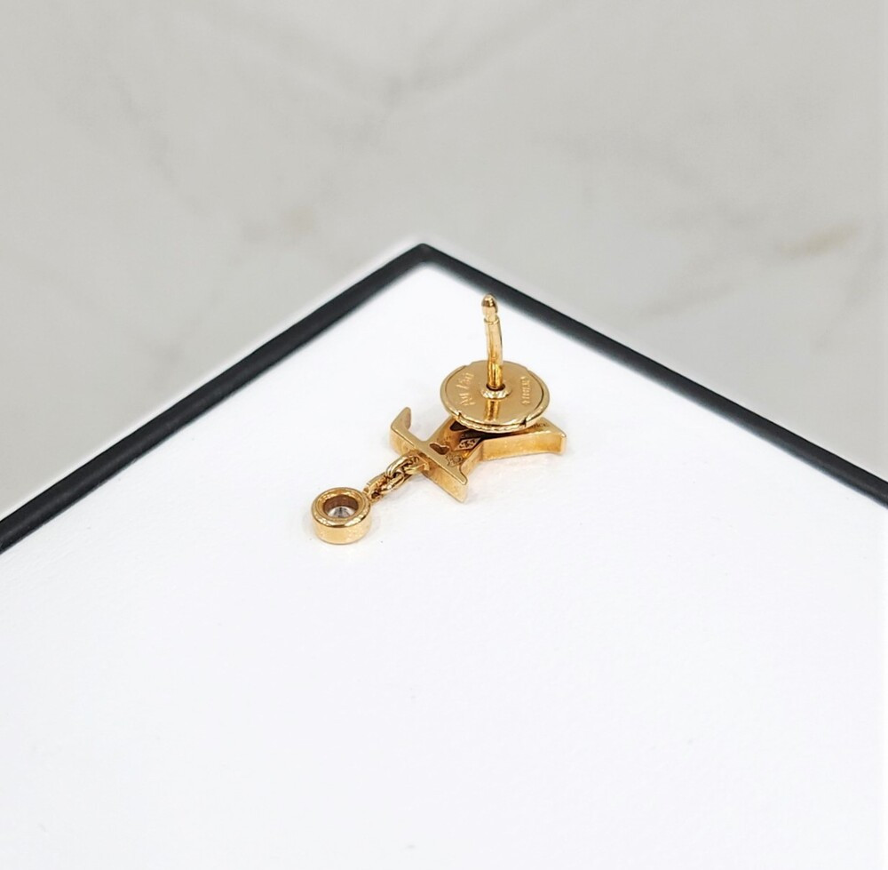 [럭스유] 루이비통 다이아 이딜 블라썸 LV 스터드 귀걸이 Q96495