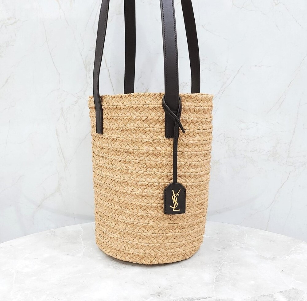 [럭스유] (새상품) 생로랑 파니에 라피아 스몰 숄더백 693240