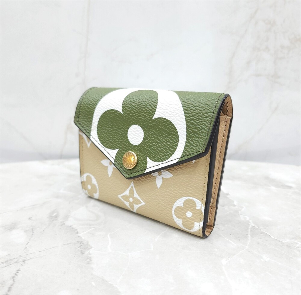 [럭스유] 루이비통 한정판 멀티컬러 모노그램 중지갑