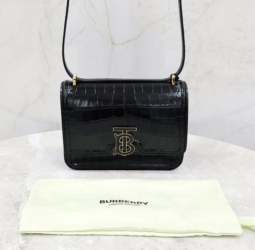 [럭스유] 버버리 엠보싱 TB 체인백 블랙 스몰 8058293