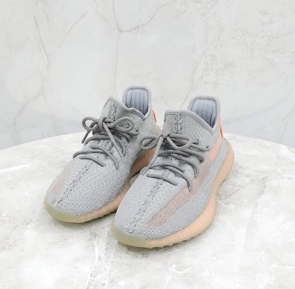 [럭스유] (새상품) US7.5 / 아디다스 이지부스트 350 V2 트루폼 EG7492