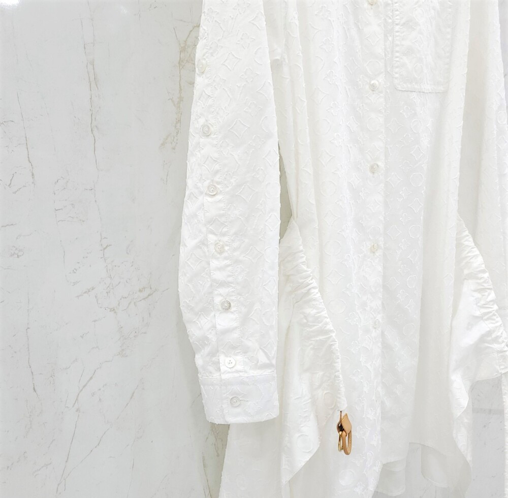 [럭스유] 36 / 루이비통 모노그램 릴리프 트롱프뢰유 원피스