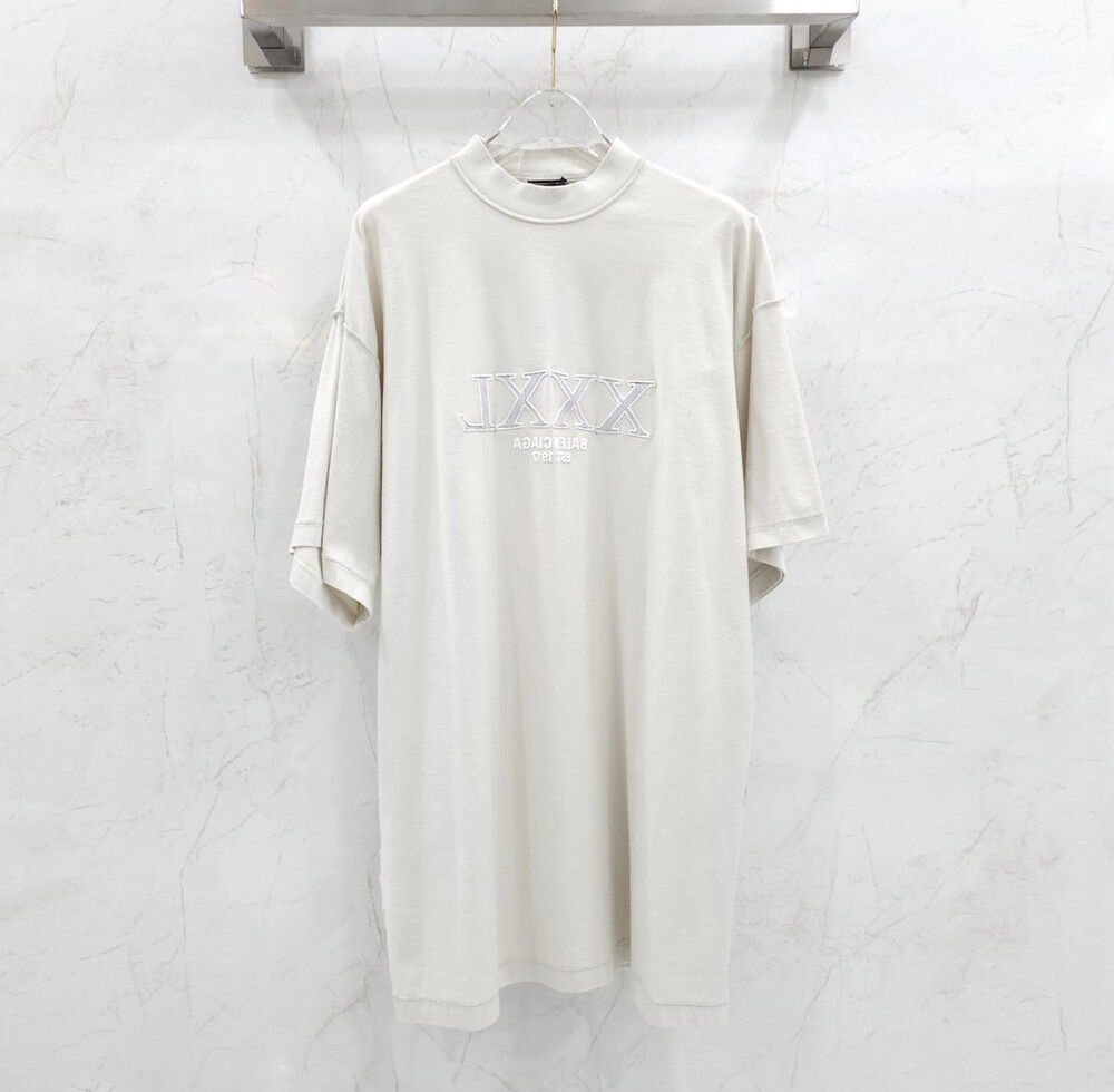 [럭스유] 2 / 발렌시아가 XXXL 자수 로고 오버 반팔 티셔츠