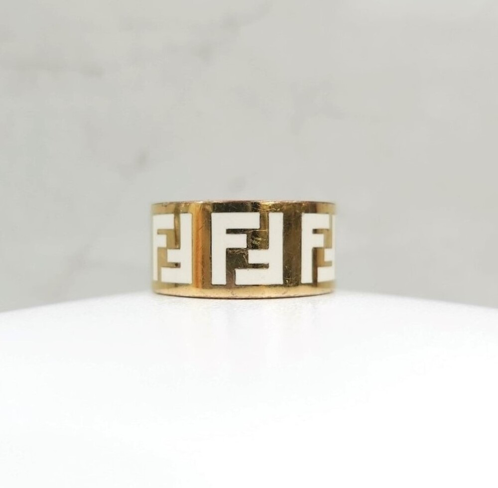 [럭스유] 펜디 FF 포에버 골드 화이트 와이드 밴드 링 M