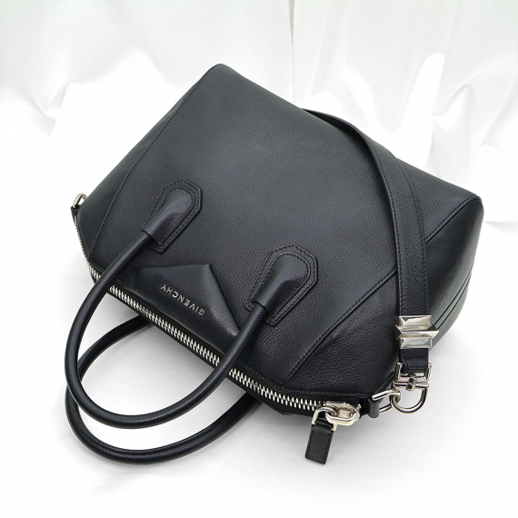 Givenchy(지방시) BB05113012 블랙 고트스킨 안티고나 스몰 2WAY