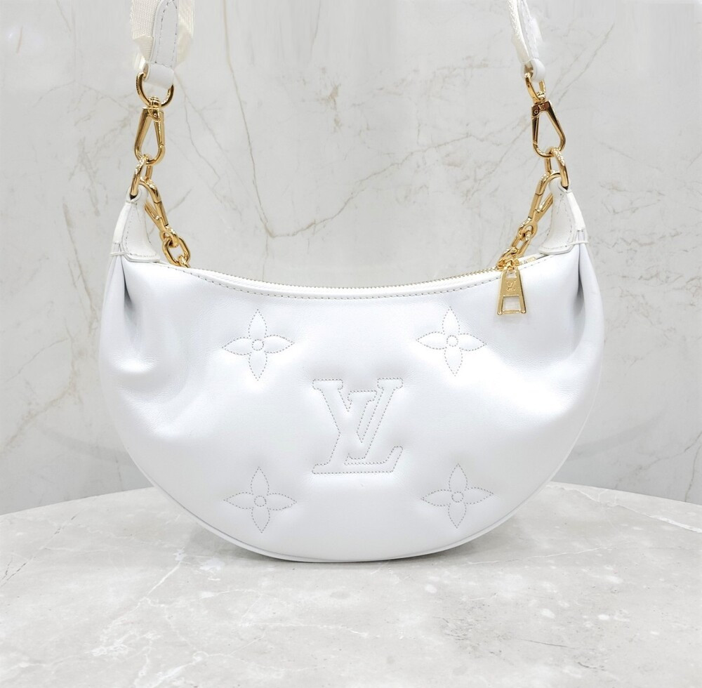 [럭스유] (새상품) 루이비통 오버 더 문 호보백 M59959