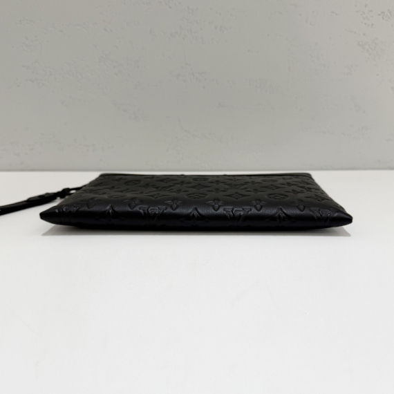 루이비통 앙프렝뜨 포쉐트 투고 클러치백 내장칩 M81570 전시상품급