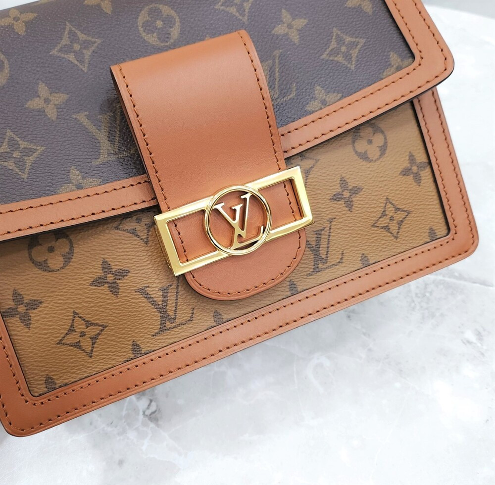 [럭스유] 루이비통 모노그램 도핀 MM 리버스 숄더백 M44391