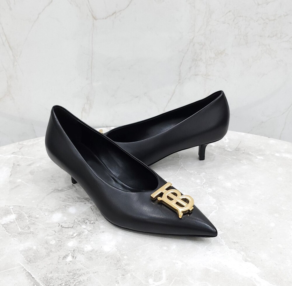 [럭스유] 36 / 버버리 TB 로고 레더 펌프스 힐 블랙 8051987