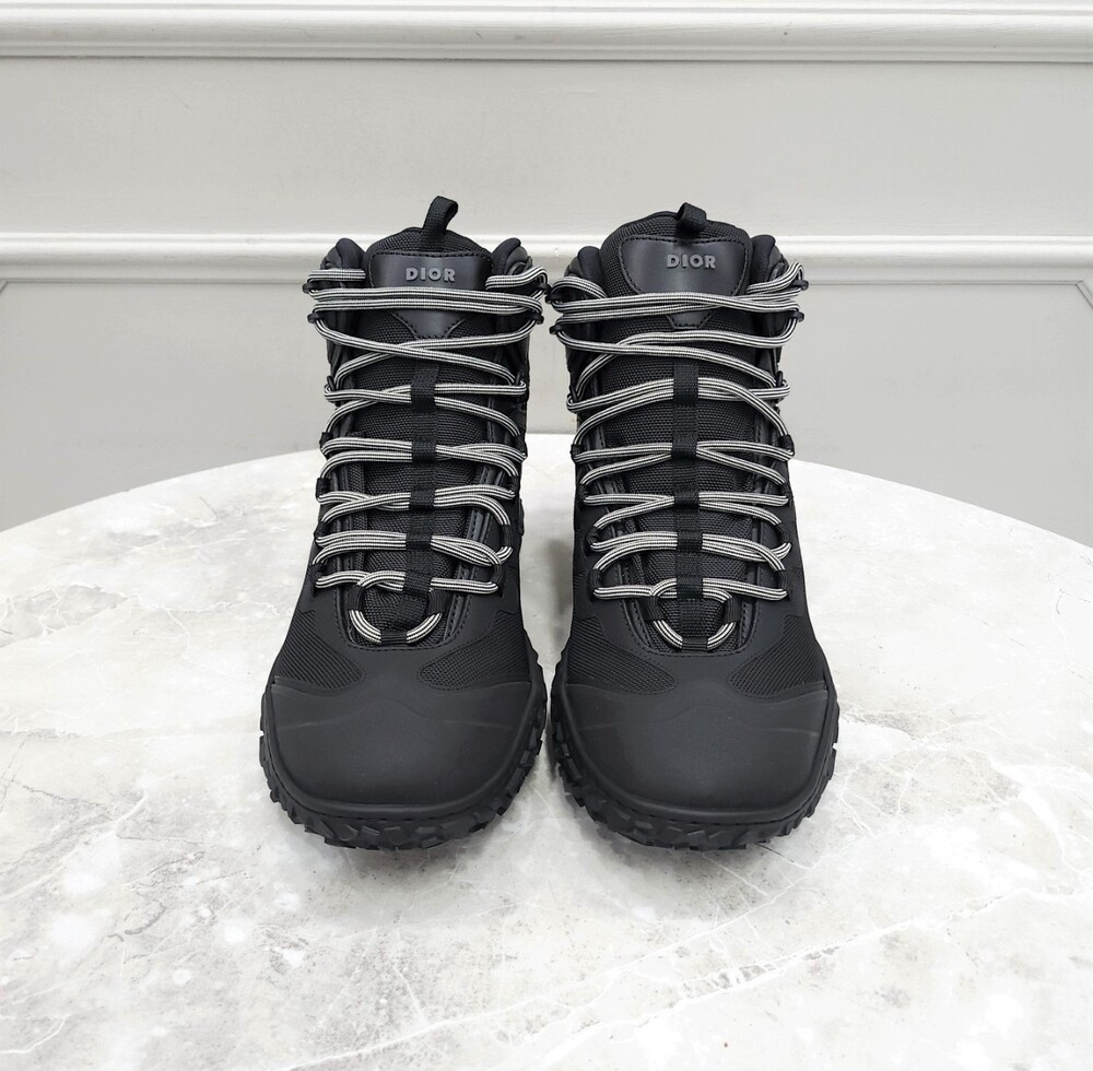 [럭스유] 42 / 디올 메쉬 로고 하이킹 B28 스니커즈