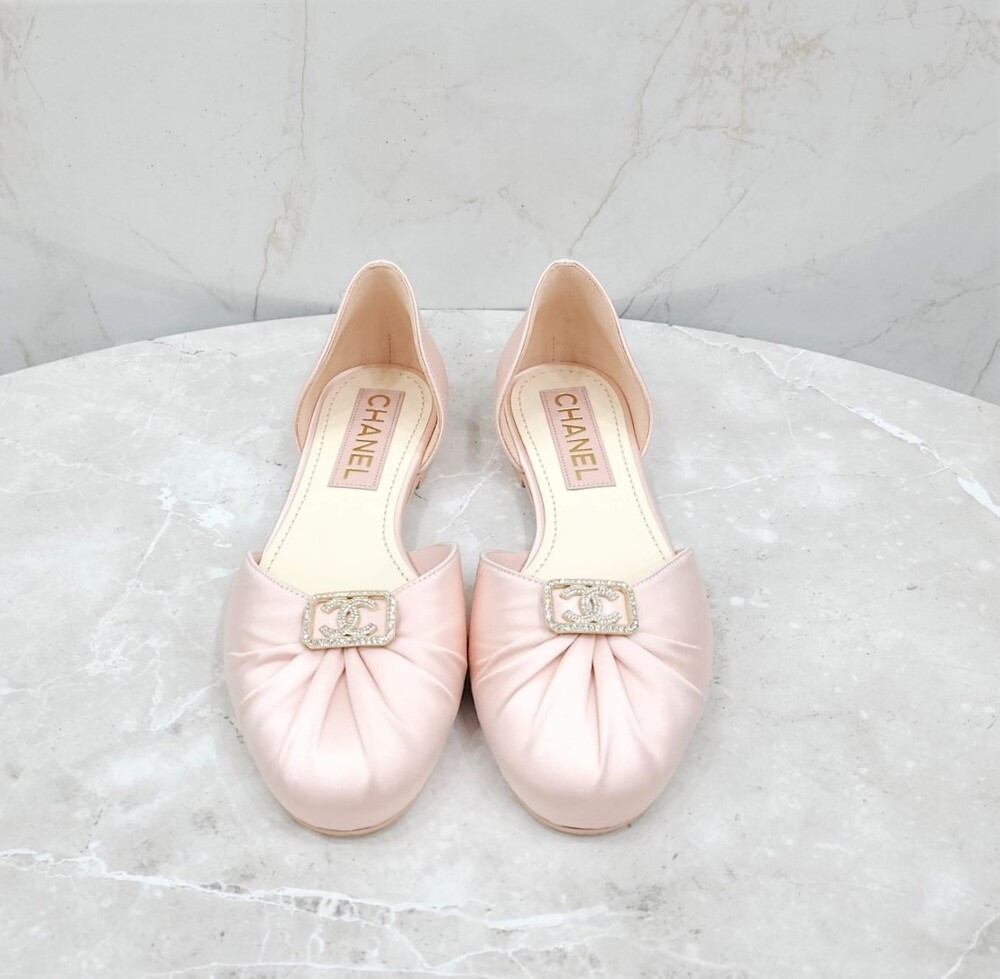 [럭스유] (새상품) 36.5 / 샤넬 CC로고 핑크 실크 플랫 발레리나 슈즈 G39660