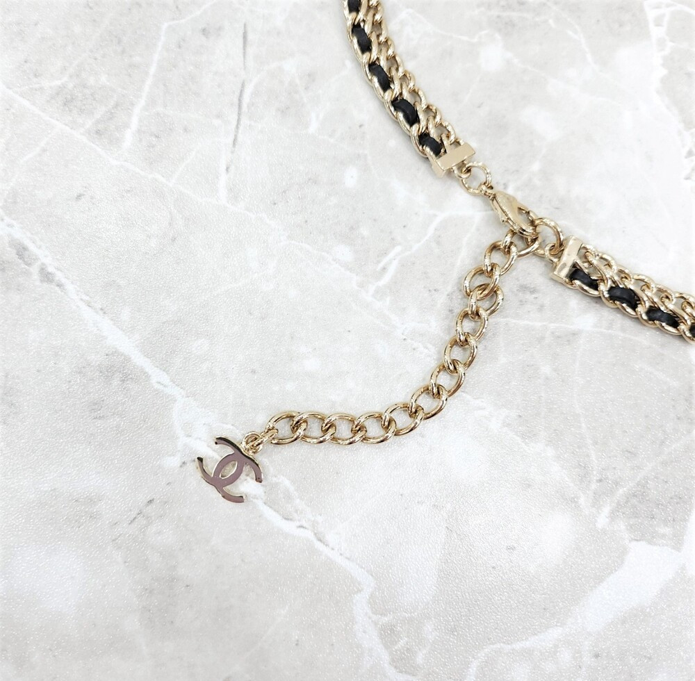 [럭스유] 샤넬 아이러브 CC 진주 하트 체인 초커 목걸이 AB8631