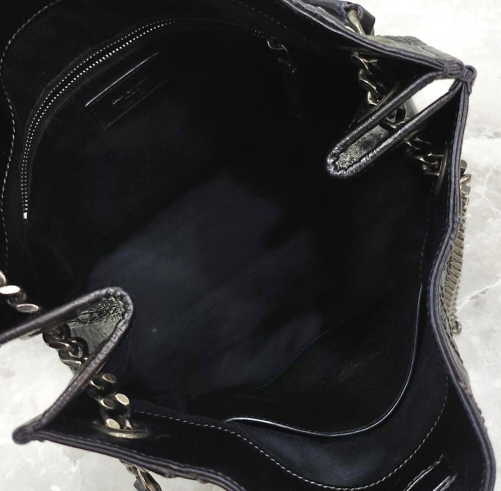 [럭스유] 생로랑 니키 레더 쇼핑백 블랙 577999