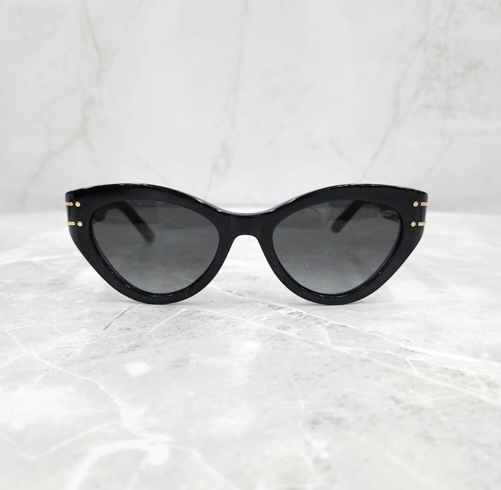 [럭스유] 디올 시그니쳐 B7I 선글라스 블랙 버터플라이 DSGTB7IXR_10A1