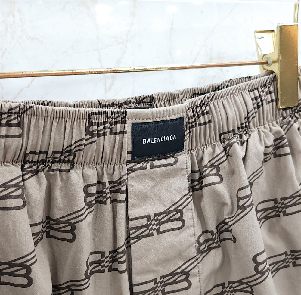 [럭스유] 44 / 발렌시아가 BB 모노그램 트랙 팬츠